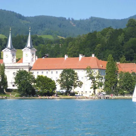Cozy Bavarian In Badwiessee For Families *